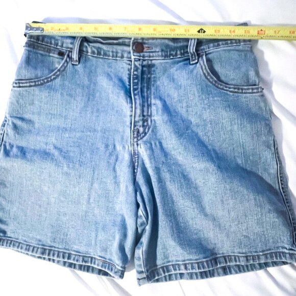 Levis Women Size 10 Shorts Y2K Light Wash Denim Jean 550 Relaxed Fit Cotton - Picture 5 of 8